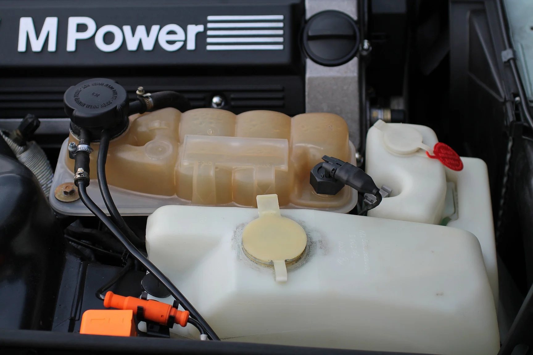 Image of 1993 BMW E34 M5 Touring  mechanics (11)