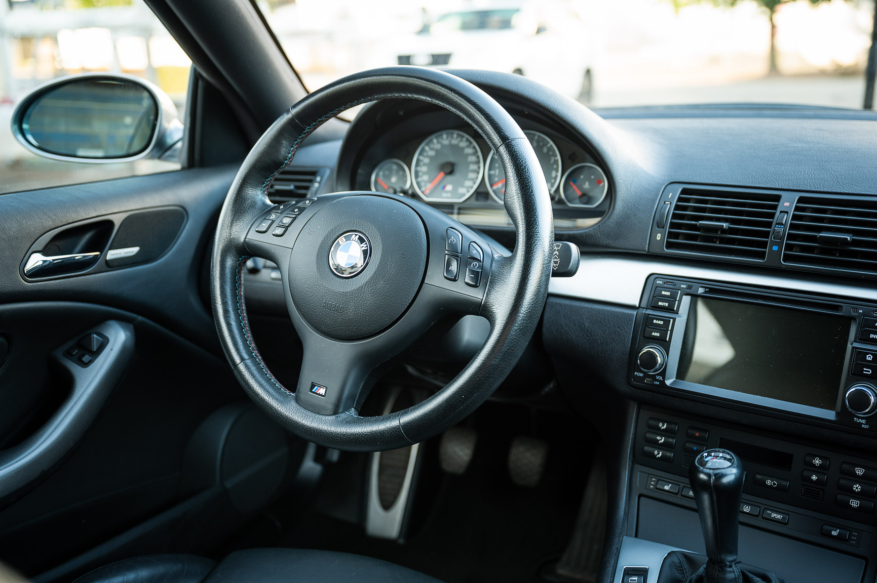 Interiörbild 2005 BMW M3 E46 manuell