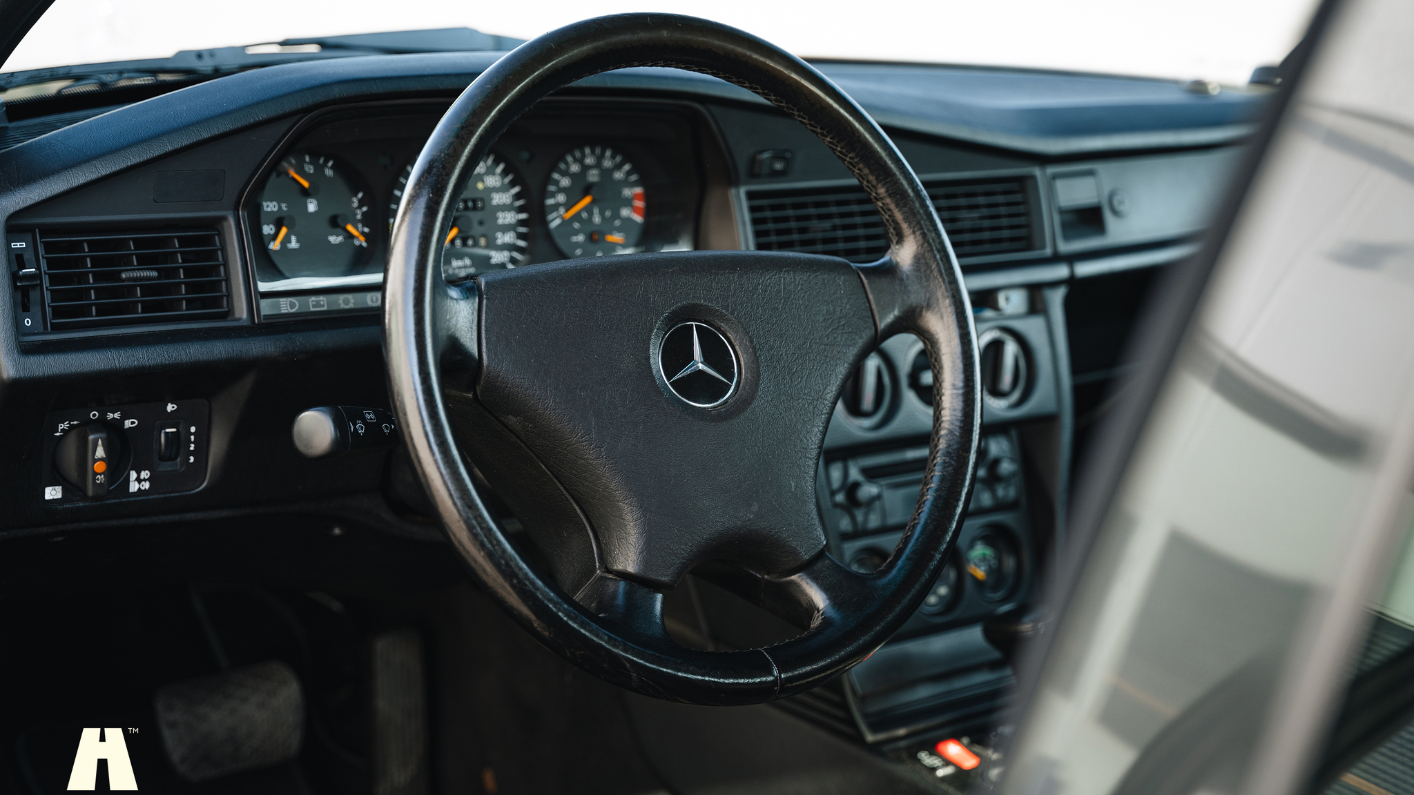 Interiörbild 1992 Mercedes-Benz 190E 2.5-16 Cosworth