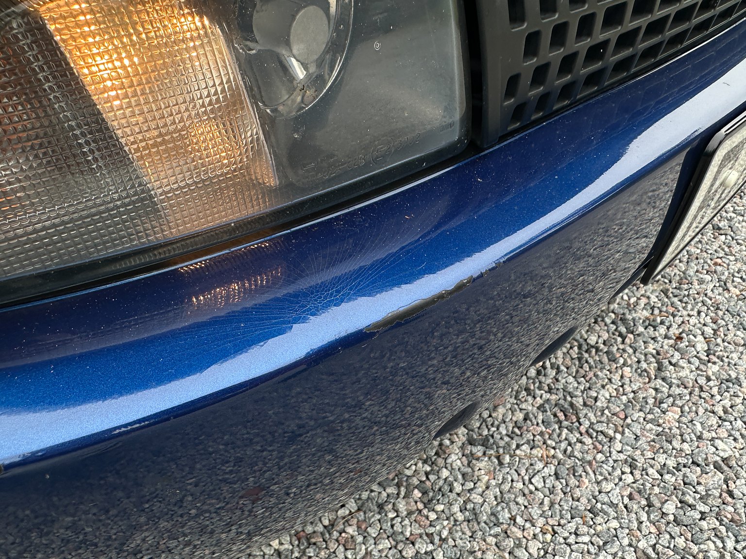 Exterior image of 2000 Fiat Coupé 2.0 Turbo Manuell