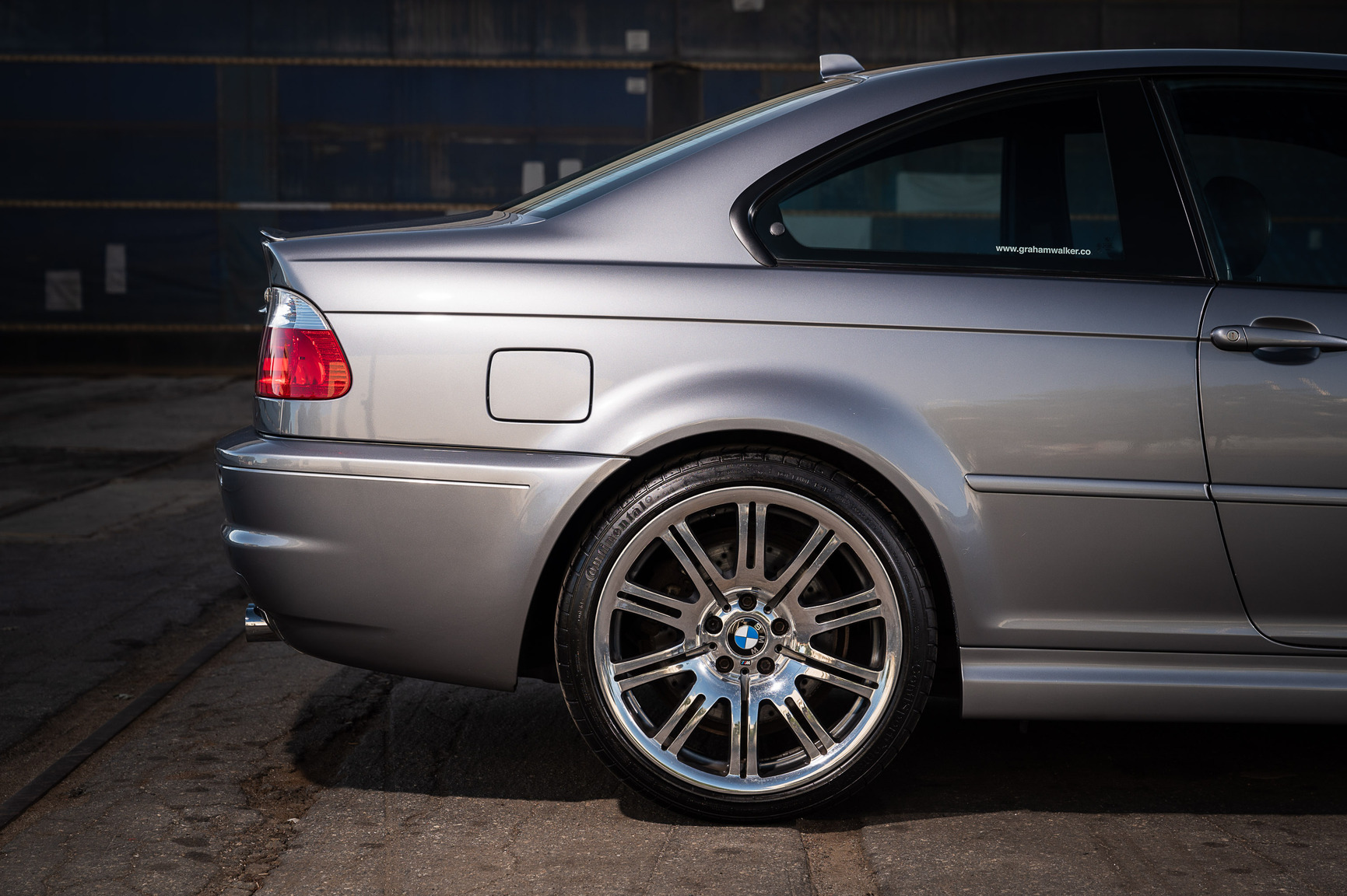 Exteriörbild på 2005 BMW M3 E46 manuell (65)