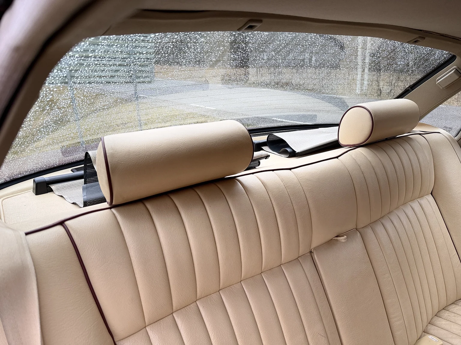 Innenraumfoto von 1991 Jaguar XJ40 Sovereign (71)