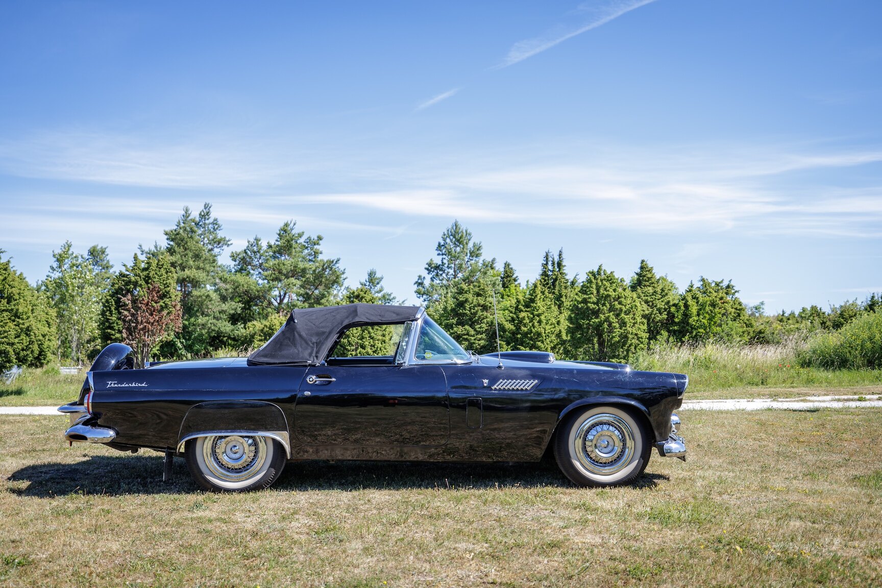 Aussenfoto 1956 Ford Thunderbird