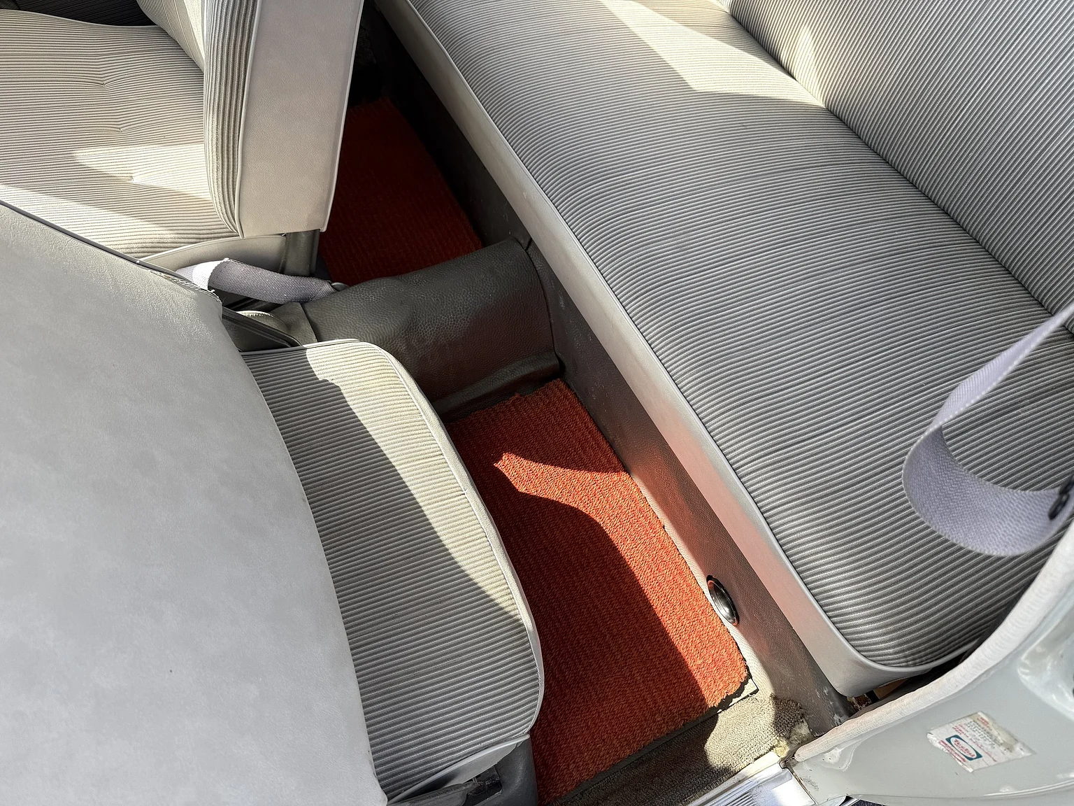 Innenraumfoto von 1965 Volkswagen 1500 Limousine 311 Notchback (43)