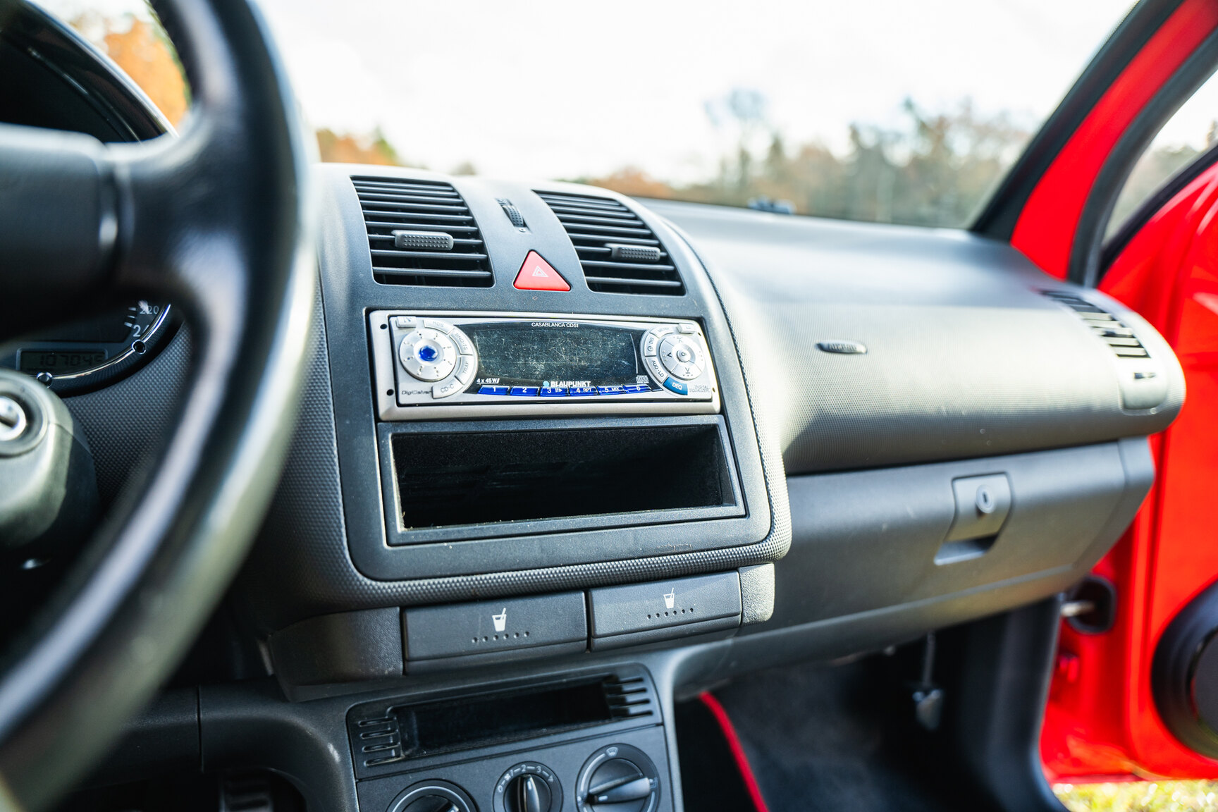 Interior image of 2001 VW Lupo GTI