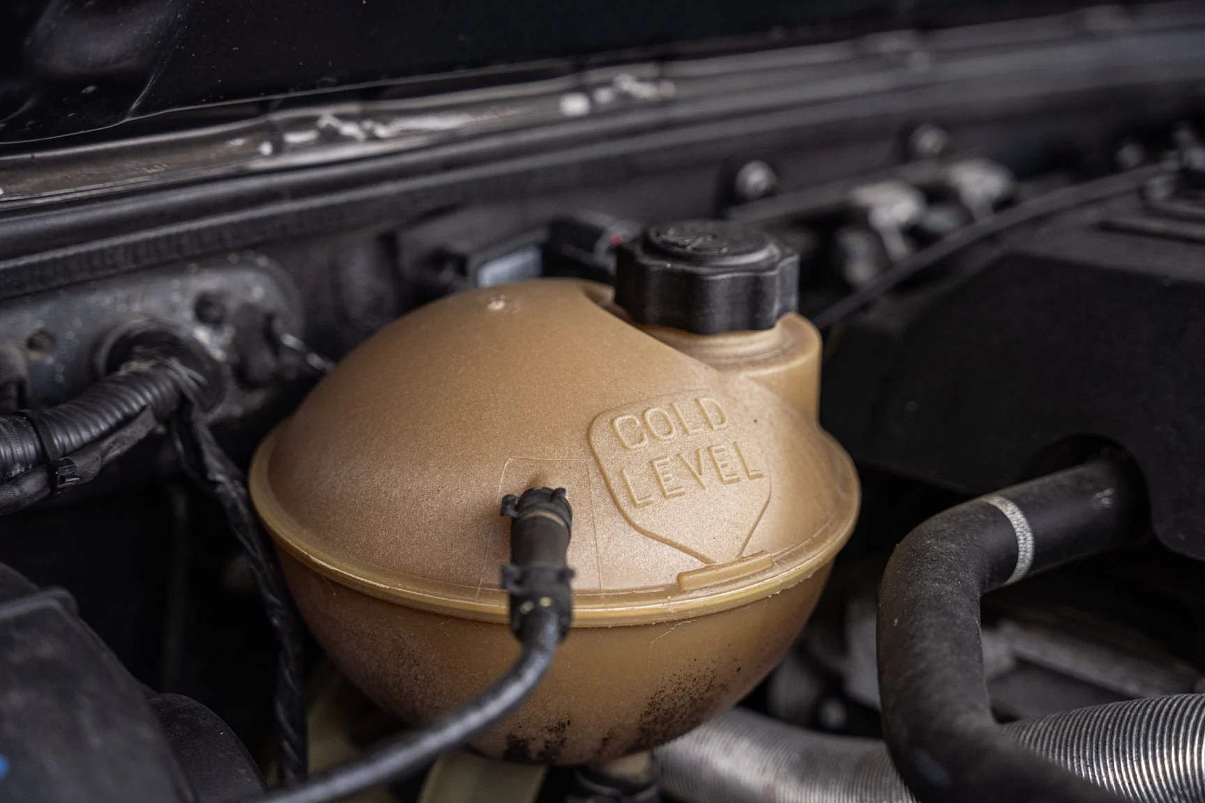 Image of 2015 Land Rover Defender 90 Special (10) mechanics