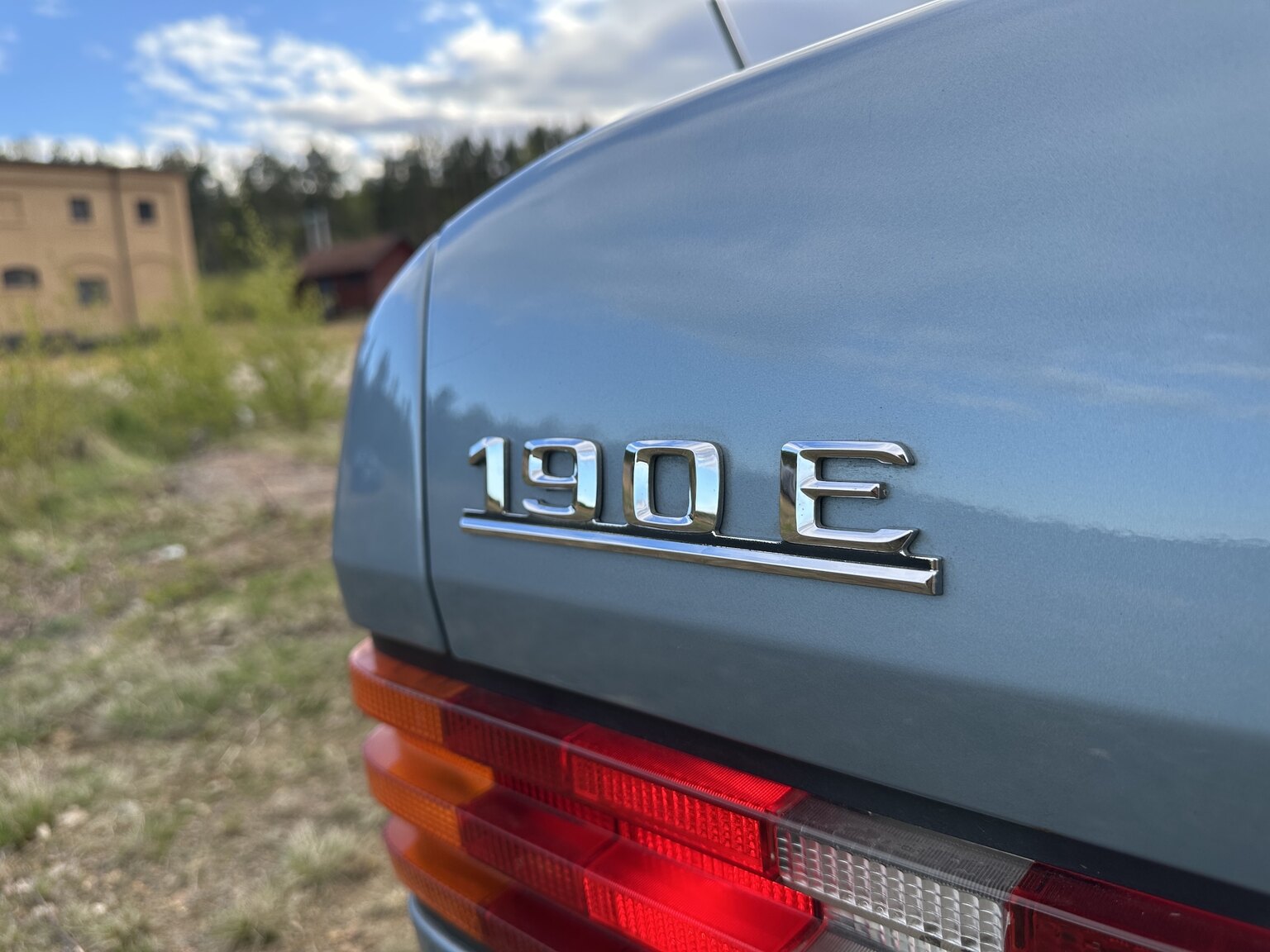 Exterior image of 1988 Mercedes-Benz 190 E