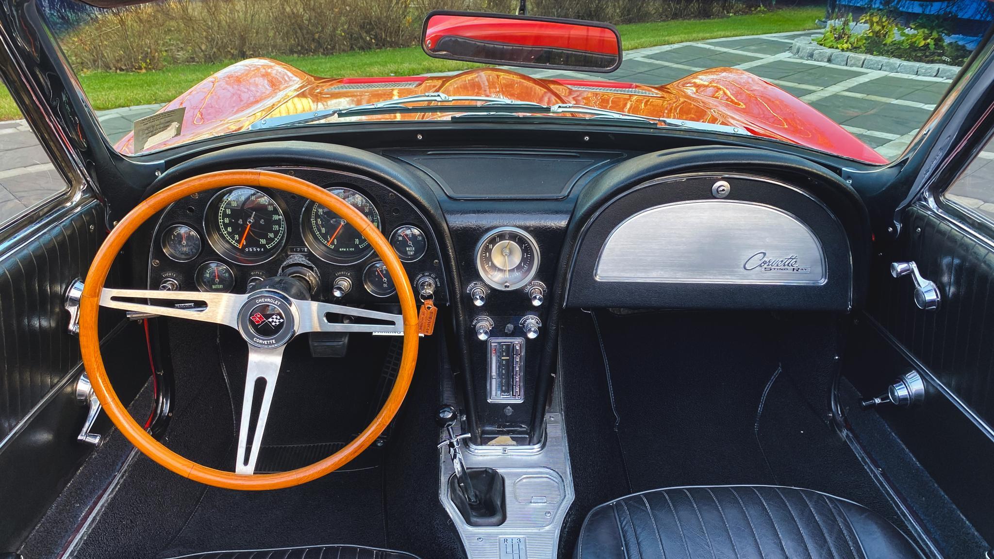 Innenraumfoto von 1963 Corvette C2 Stingray