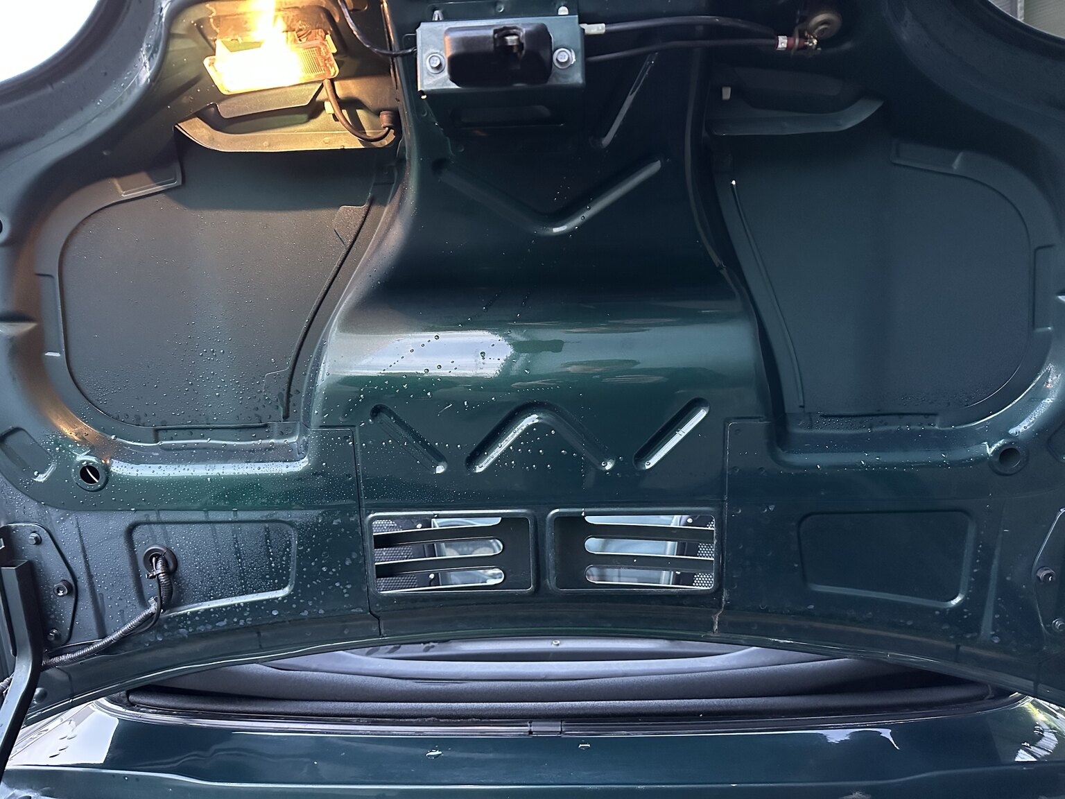 Innenraumfoto von 1996 MG F Roadster