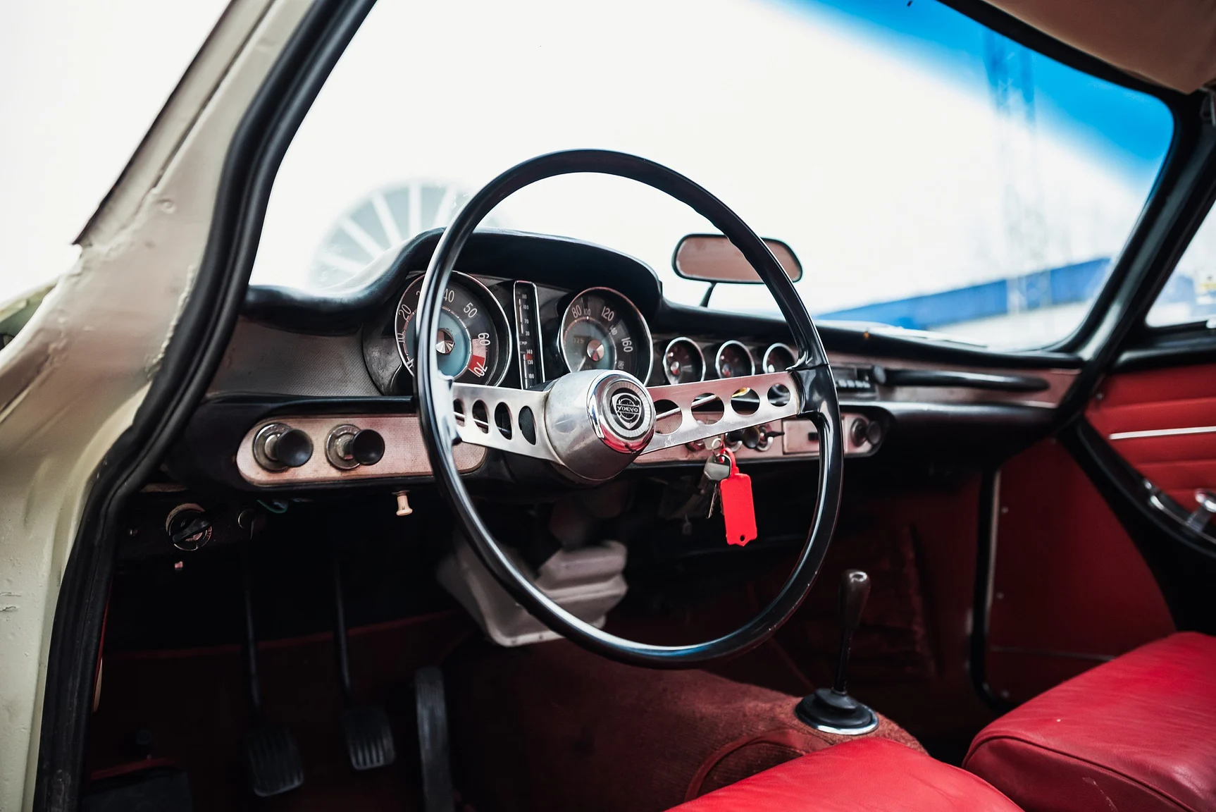 Innenraumfoto von 1964 Volvo P 1800S (19)