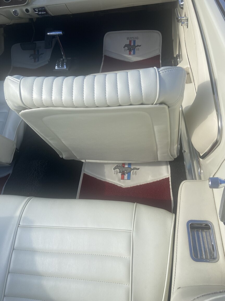 Interior image of 1966 Ford Mustang Convertible