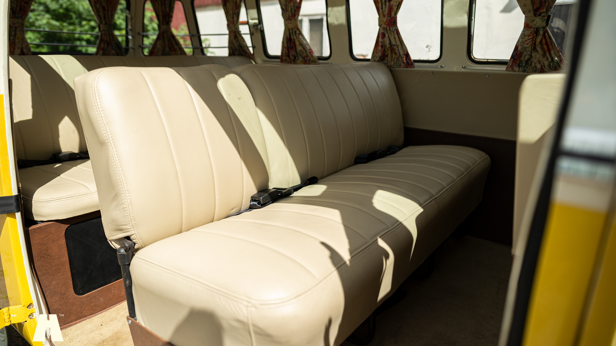 Interior image of 1974 Volkswagen T1 Split Window  