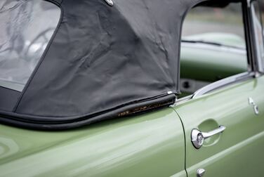 Exteriörbild på 1956 Ford Thunderbird