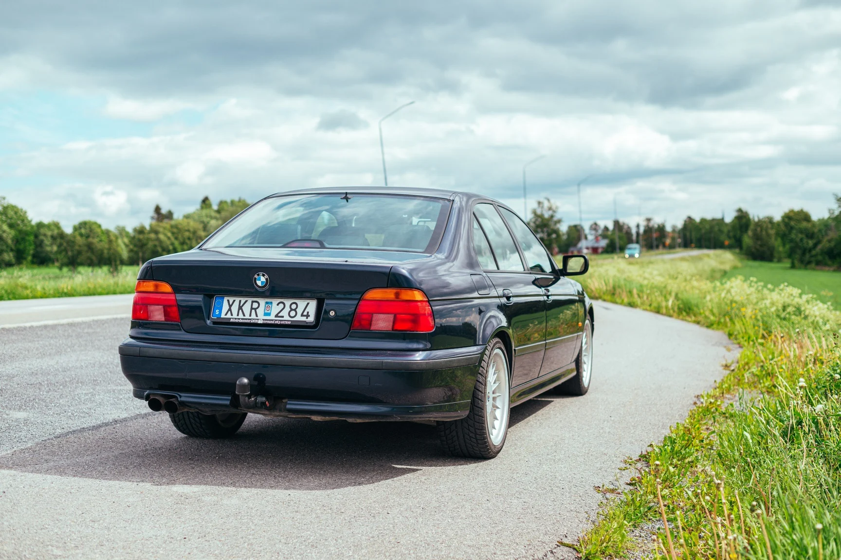 Exteriörbild på 1999 ALPINA B10 V8 (8)