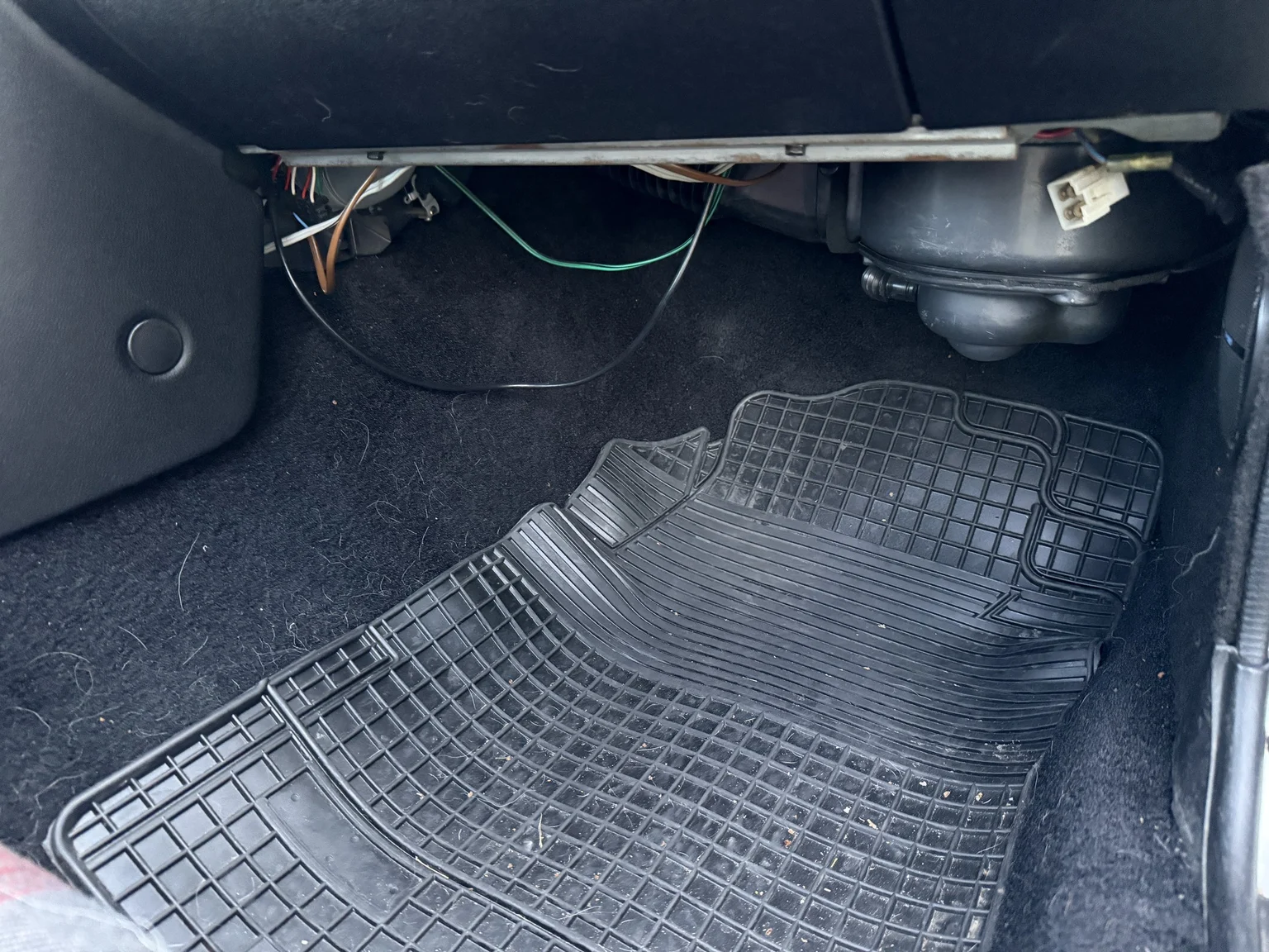 Interior image of 1983 Mazda RX-7 (57)