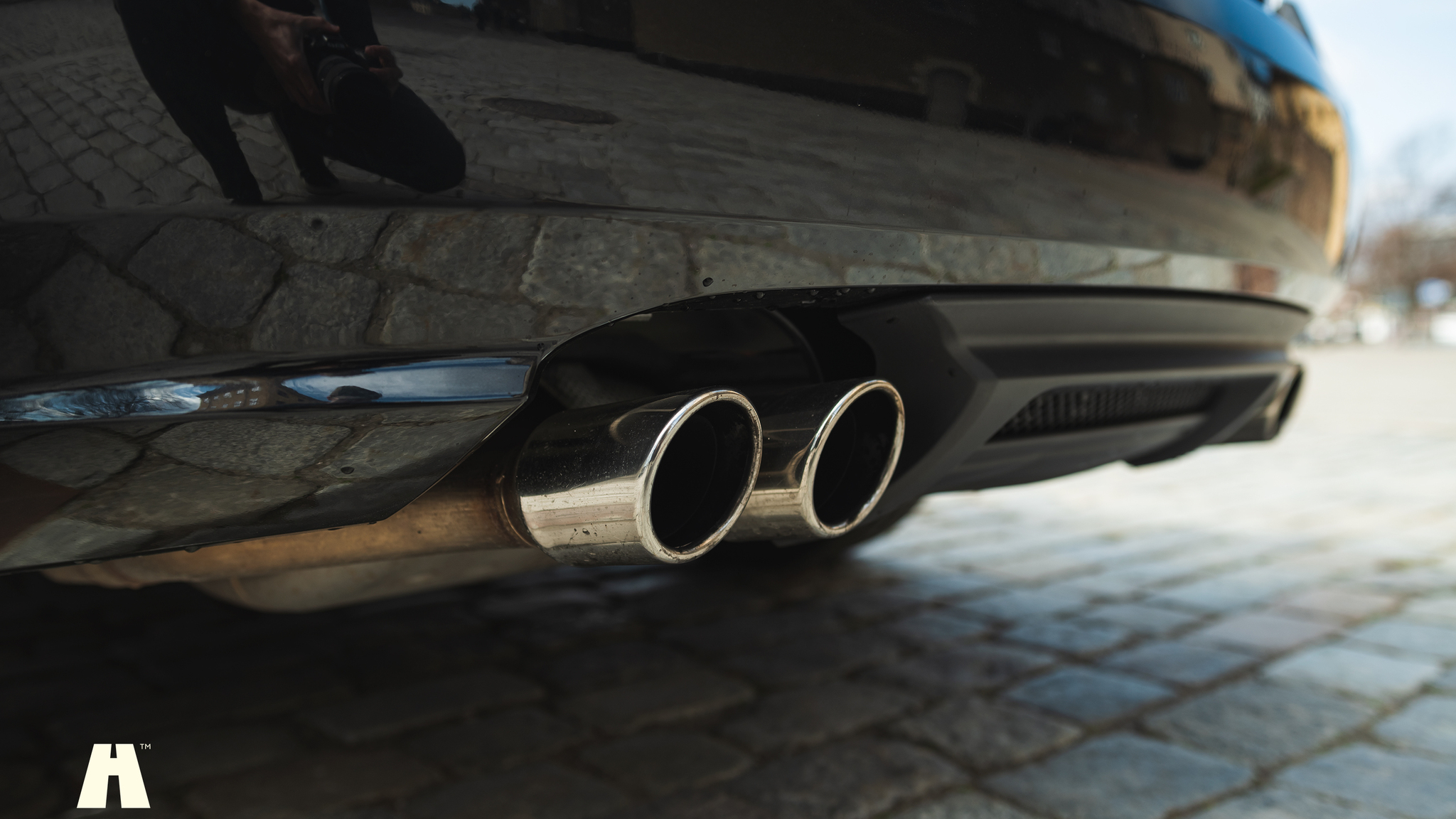 Exterior image of 2008 Jaguar XKR (52)