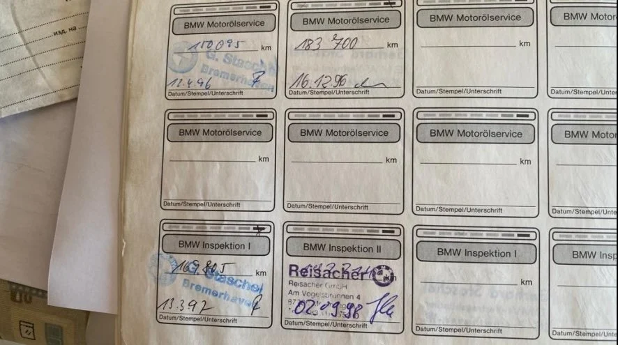 Documentation for 1990 BMW 750i (1)