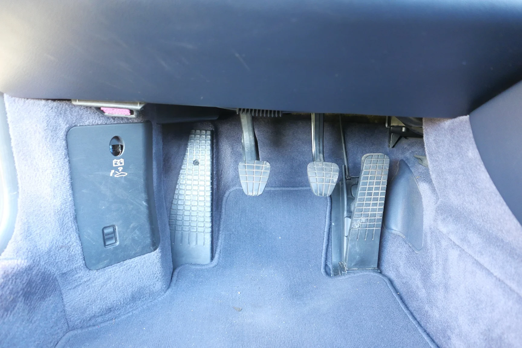 Innenraumfoto von 2003 Porsche Boxster (17)