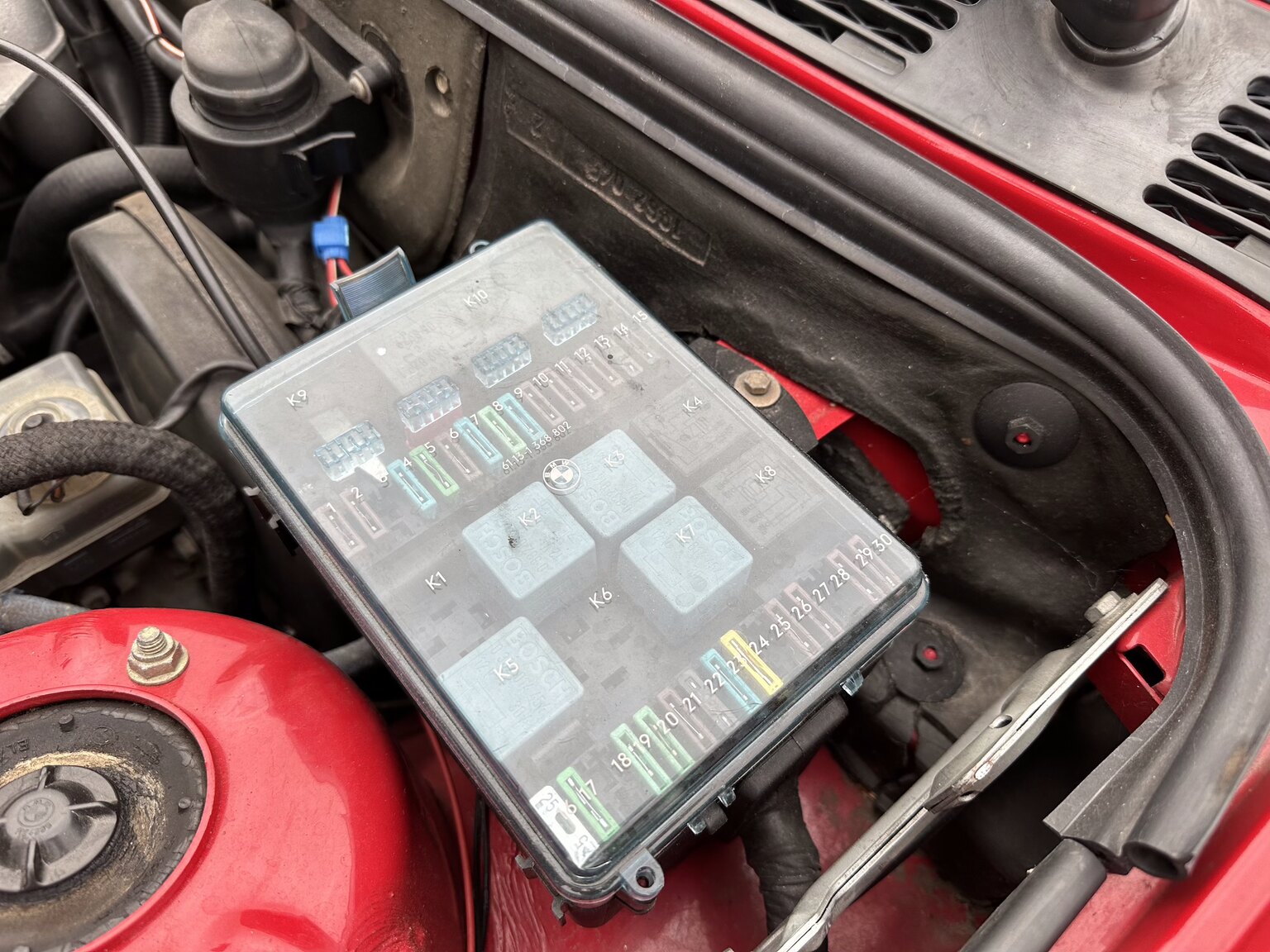 Image of 1987 BMW 325i Convertible mechanics (5)