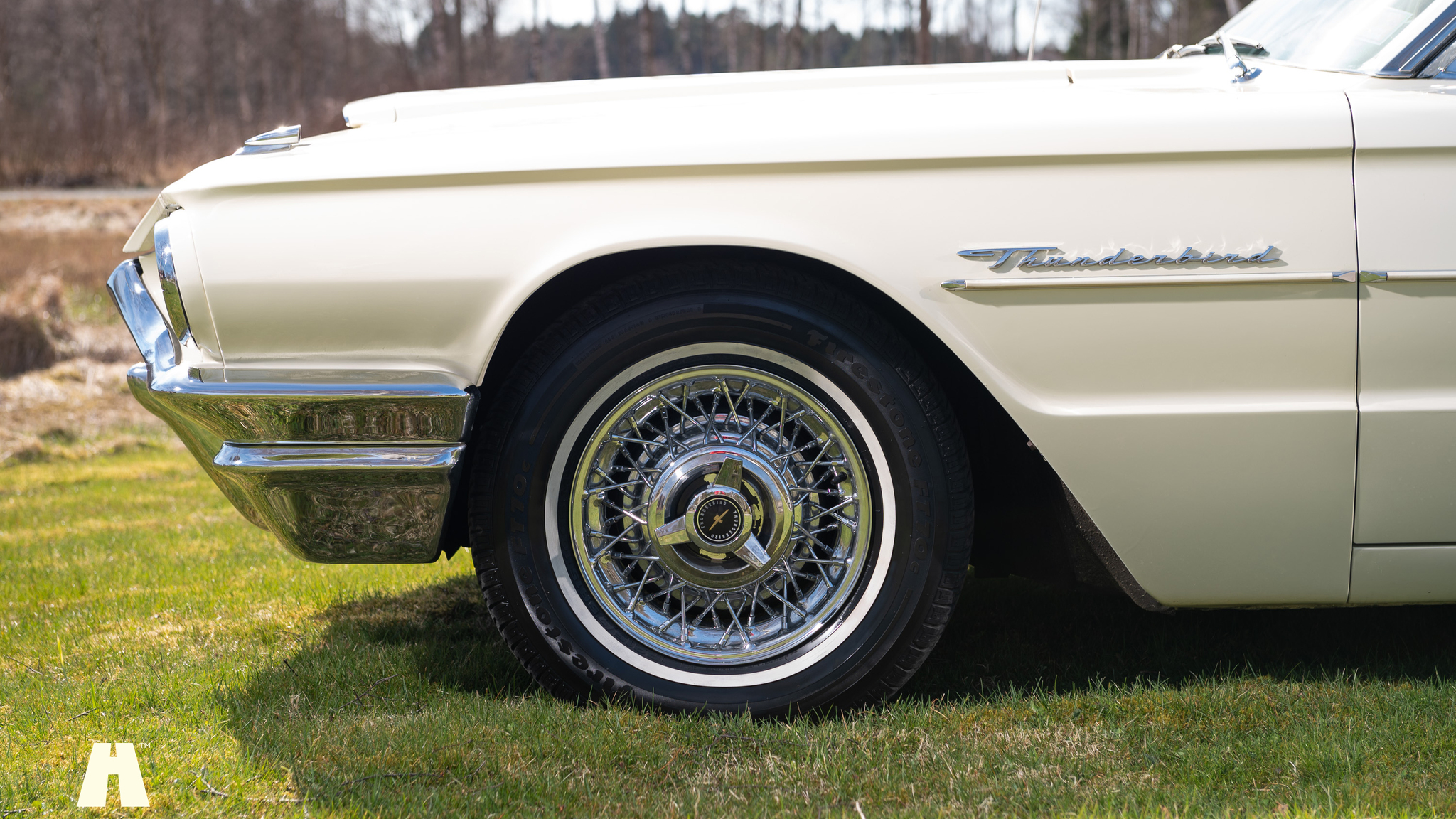 Exterior image of 1964 Ford Thunderbird 6.4 HT (22)