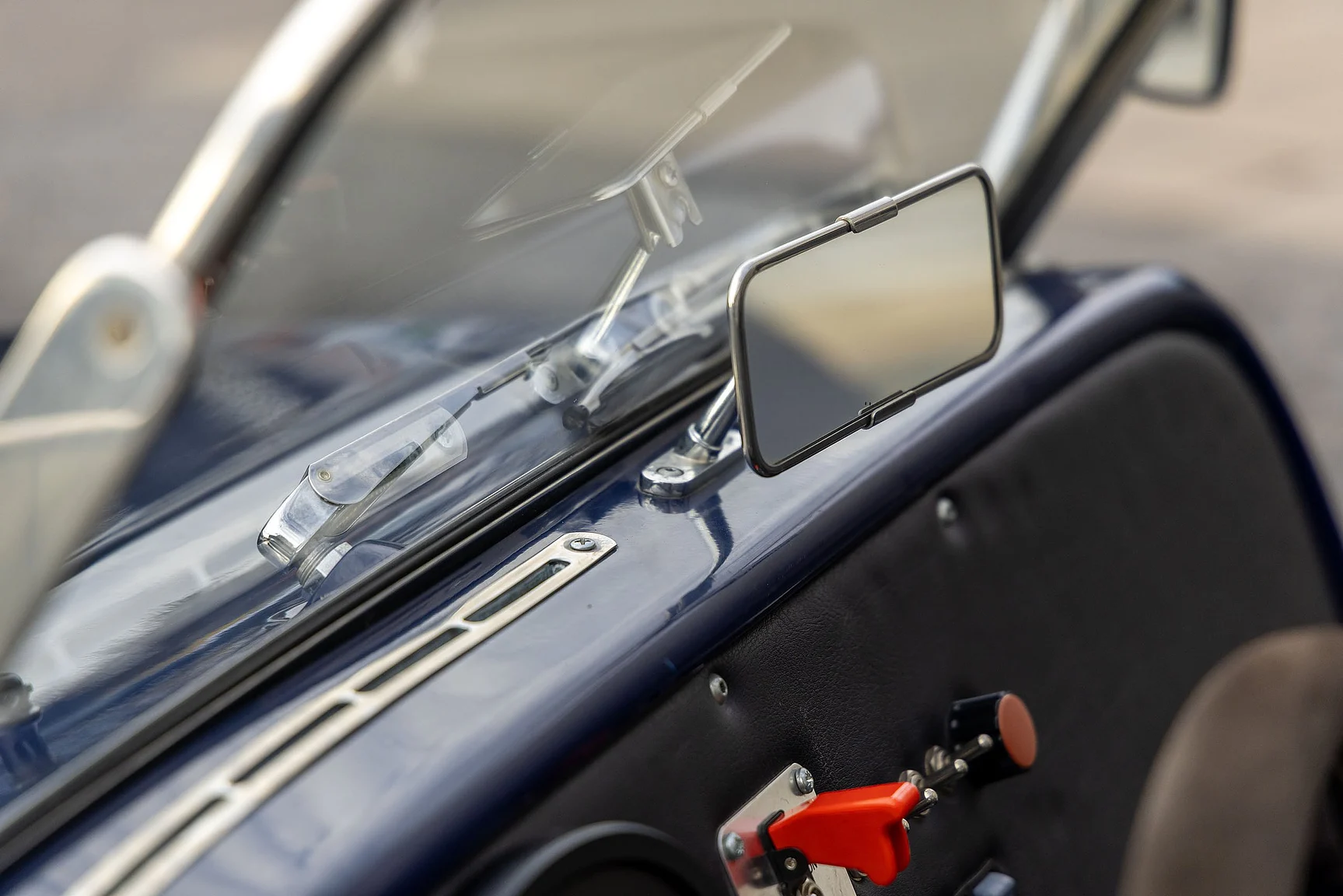 Interiörbild 2007 Dax Rush Super Seven Replica V6 twin turbo (3)