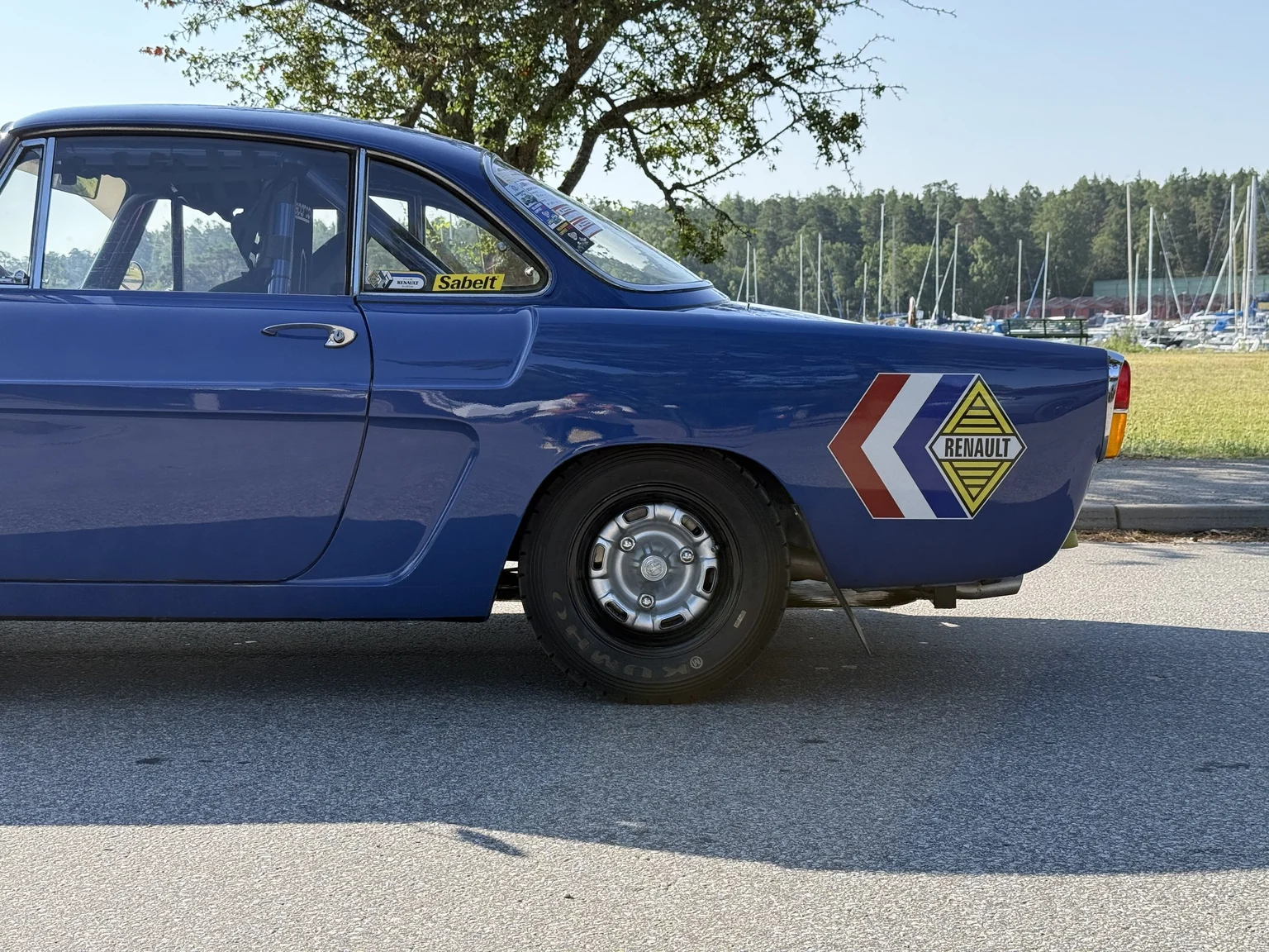 Exterior image of 1962 Renault Floride Coupé (51)