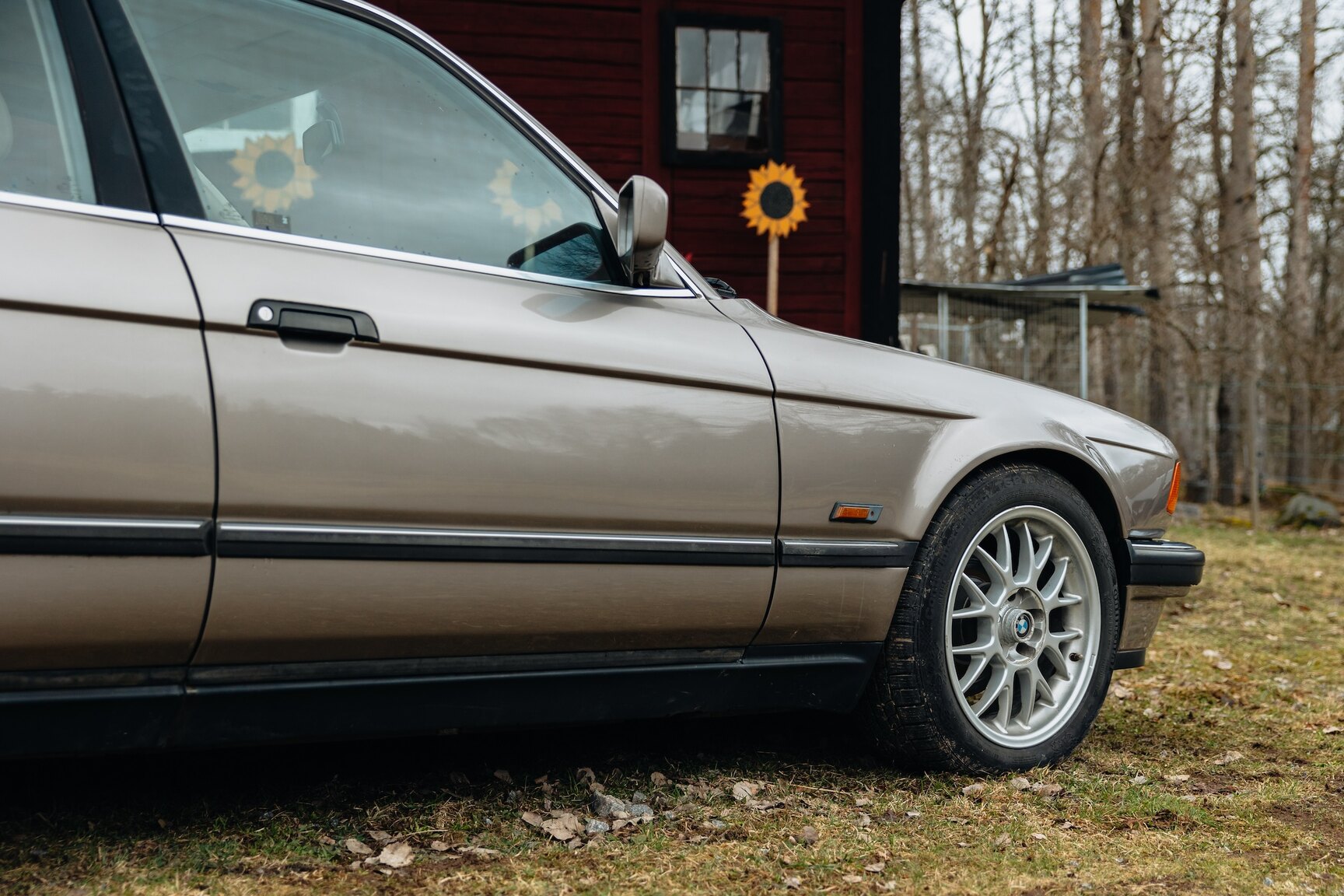 Exteriörbild på 1990 BMW 750iL (38)