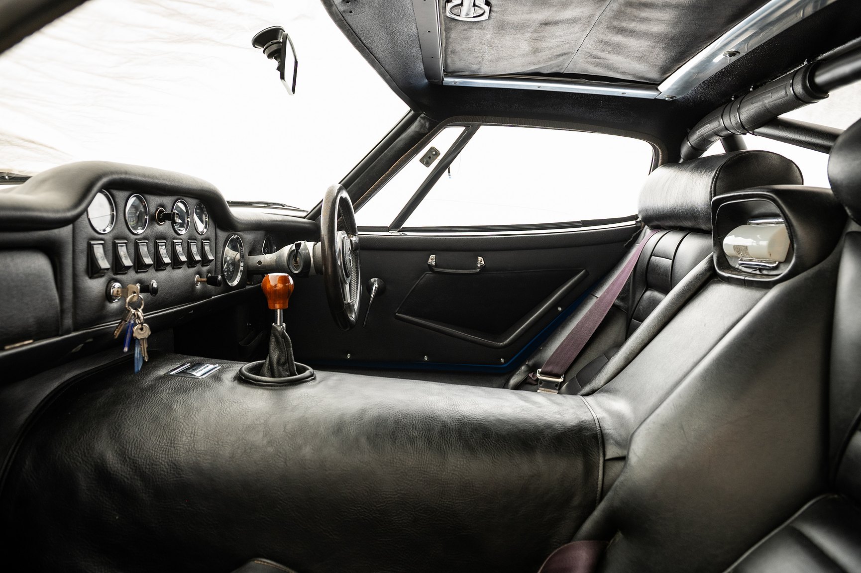 Interior image of 1969 Marcos 3000 GT