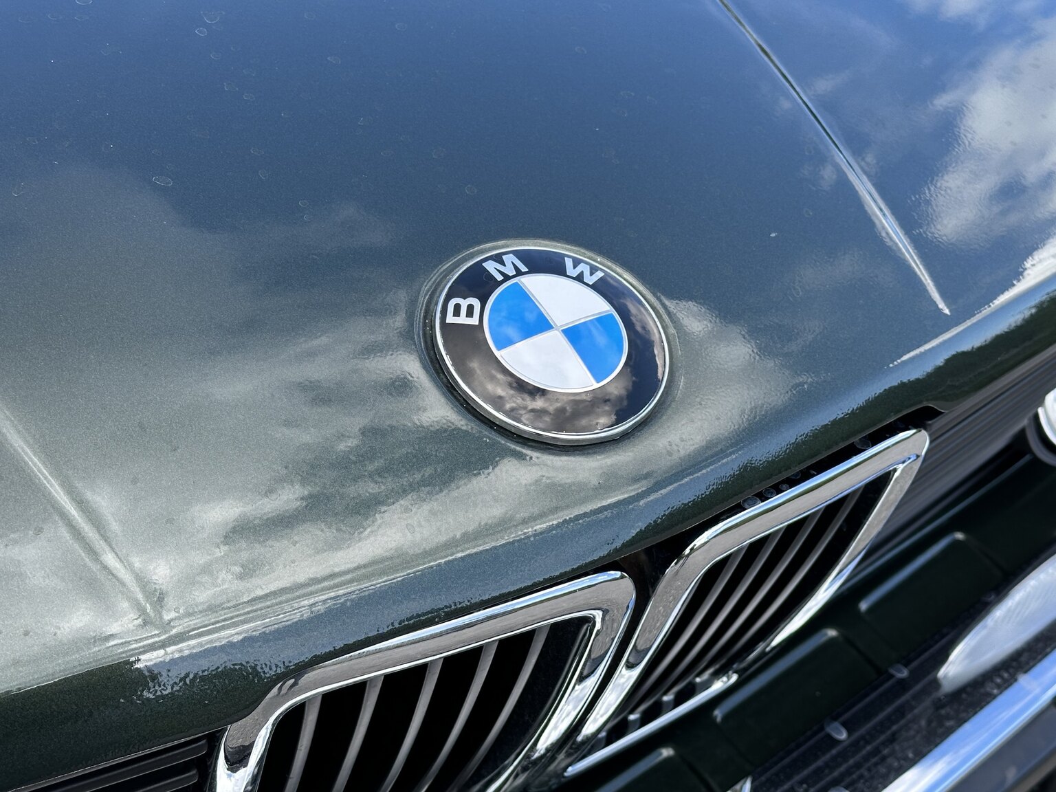 Exteriörbild på 1985 BMW 525E