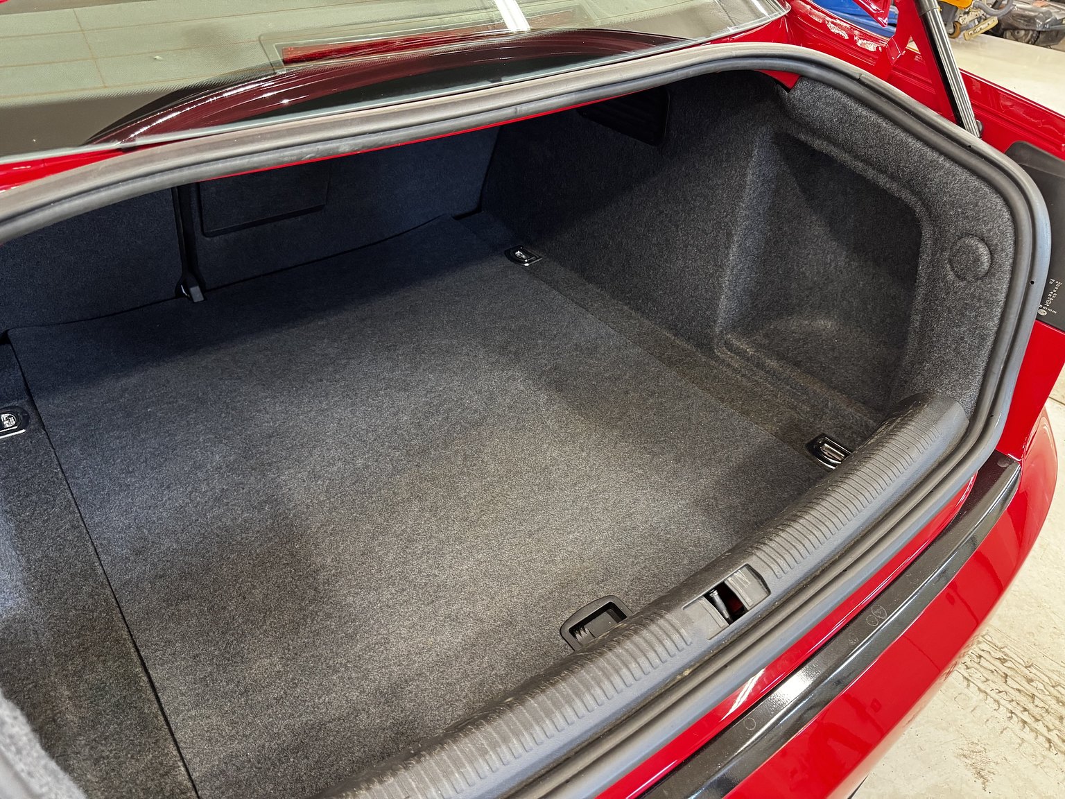 Interior image of 2007 Audi  S4 quattro 4.2 V8 manuell