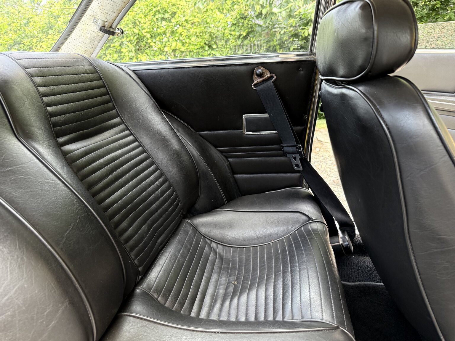 Interior image of 1974 Alfa Romeo GT 1600 Junior