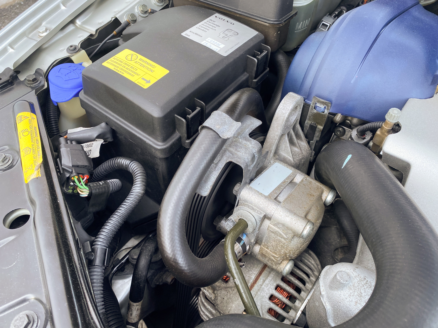 Image of 2005 Volvo V70 R AWD (8) mechanics