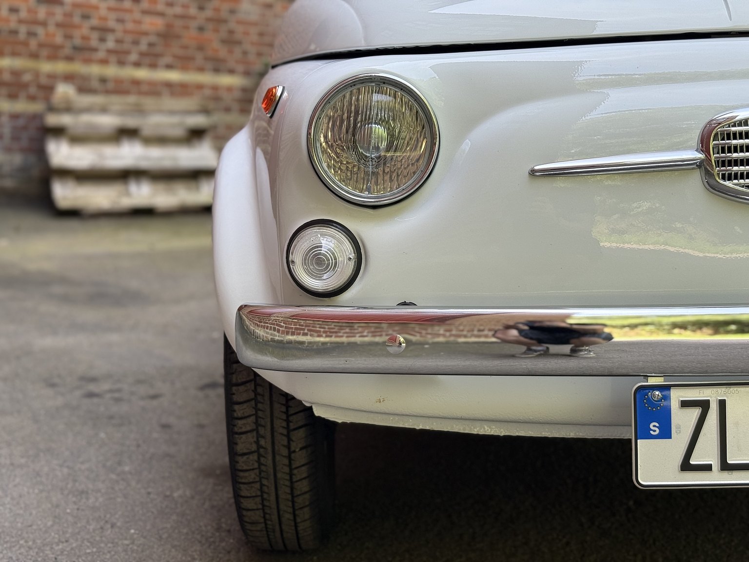 Exterior image of 1965 Fiat 500F