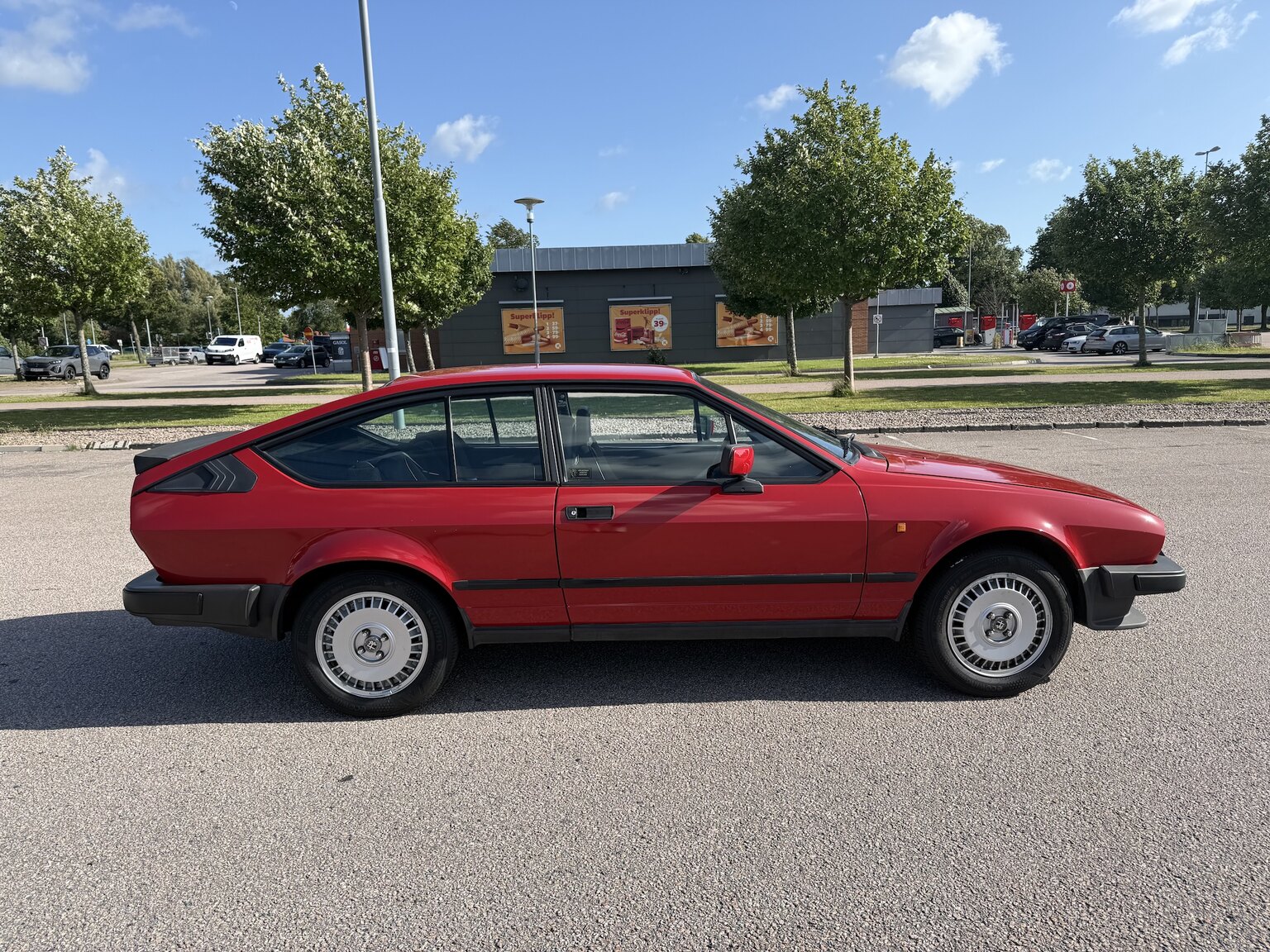 Aussenfoto 1986 Alfa Romeo Alfetta GTV 2.0