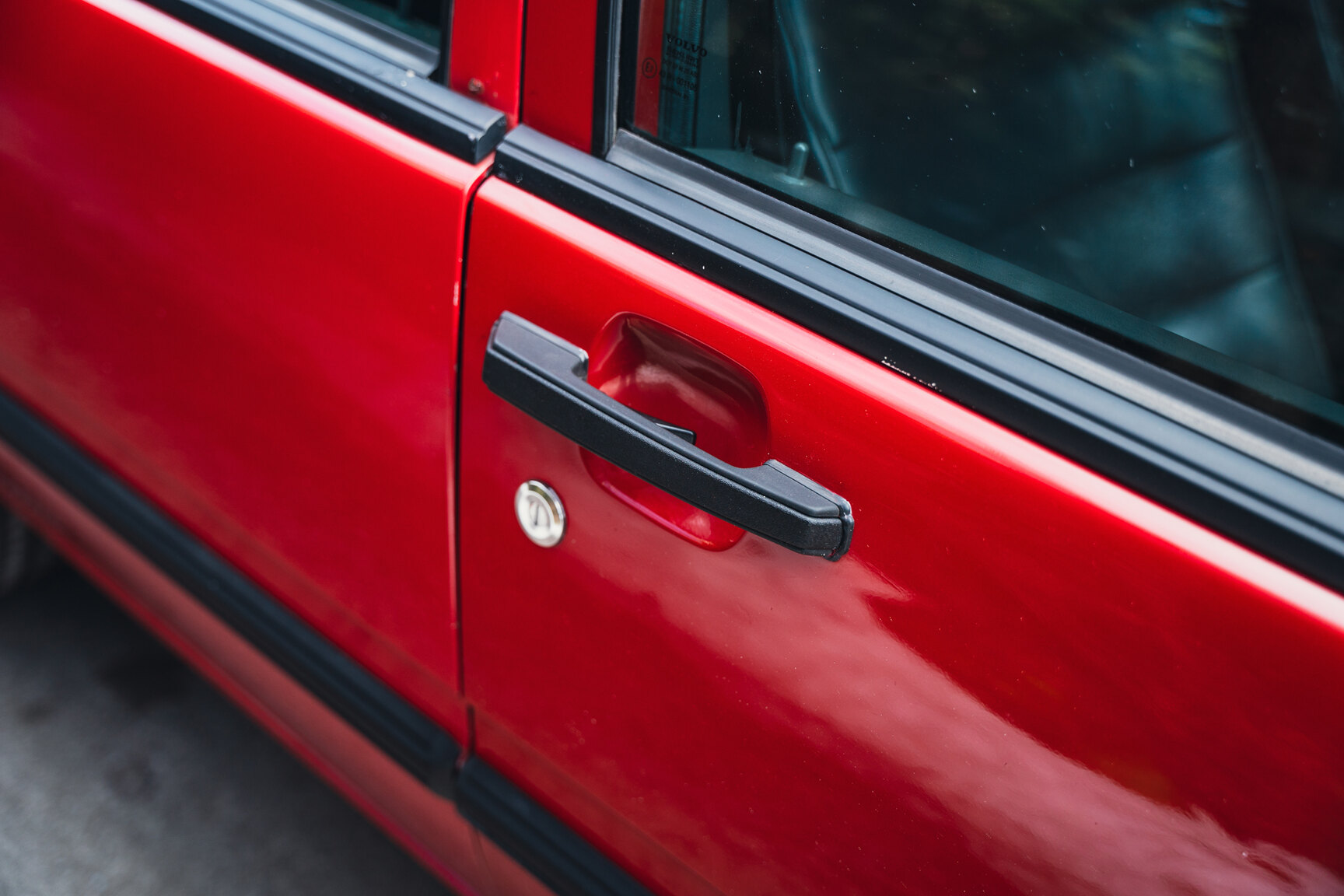 Exterior image of 1990 VOLVO 740 Turbo (41)