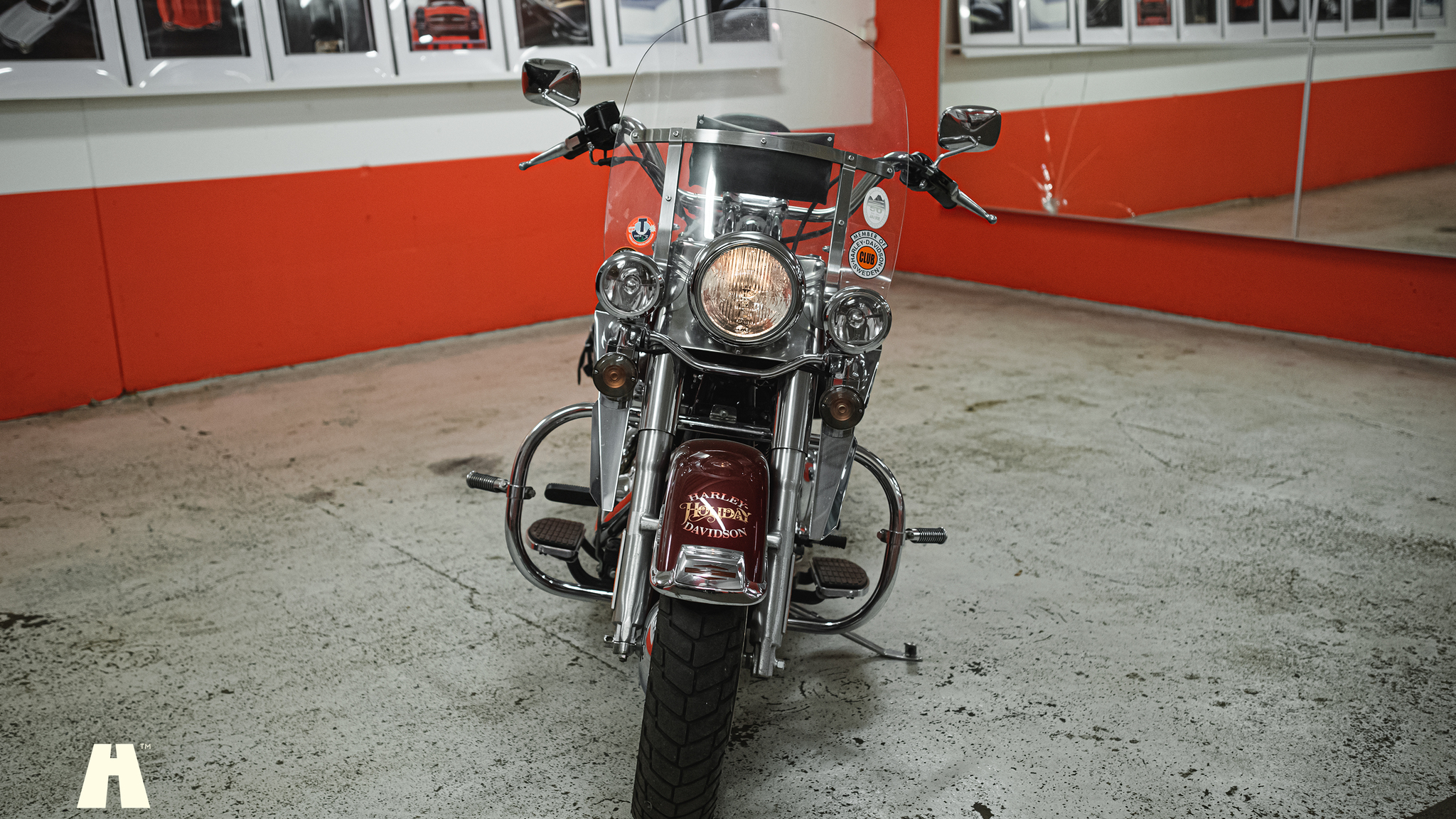 Exterior image of 2002 Harley-Davidson Heritage Softail Classic