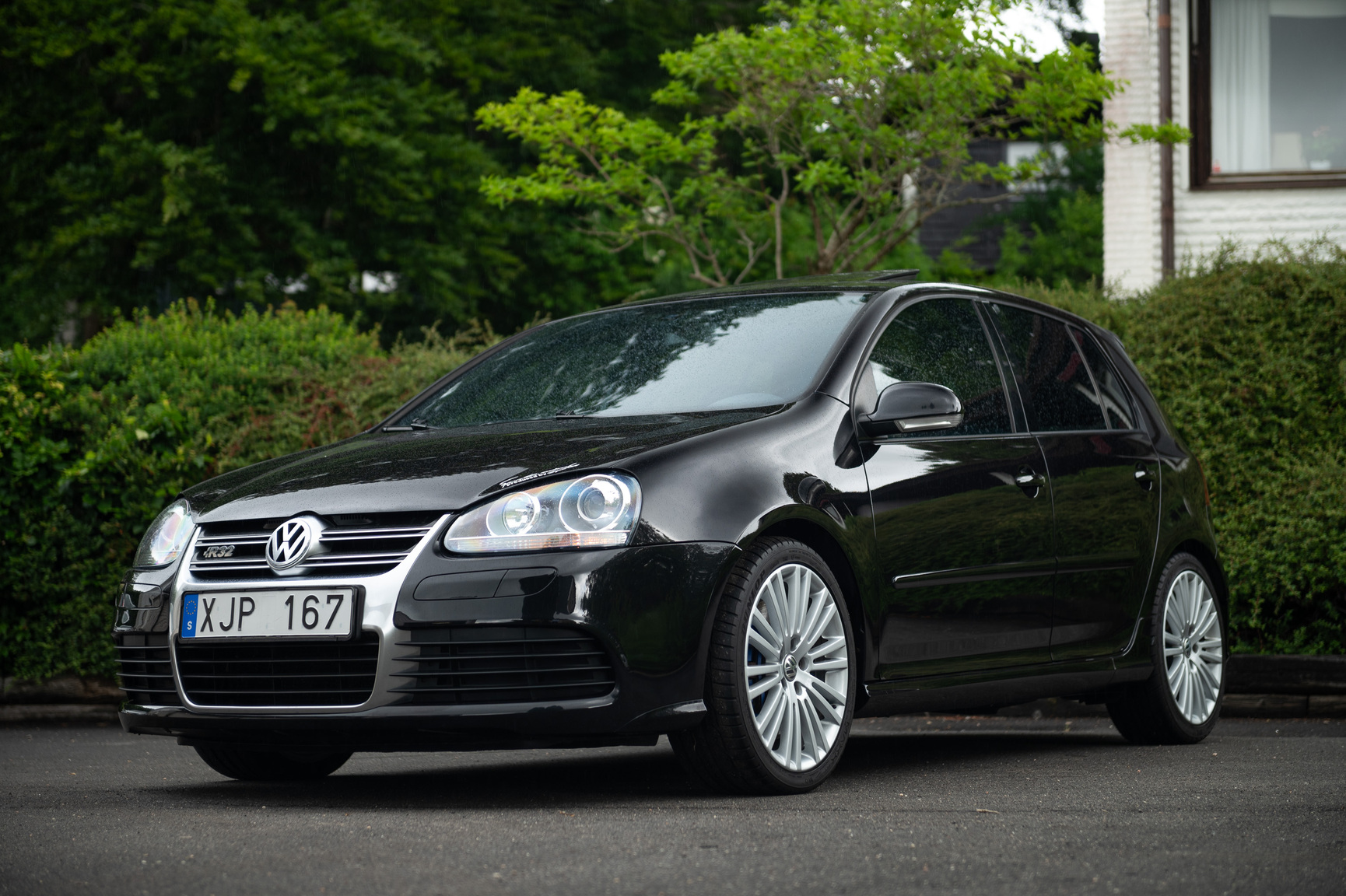 Exteriörbild på 2006 Volkswagen Golf R32 (31)