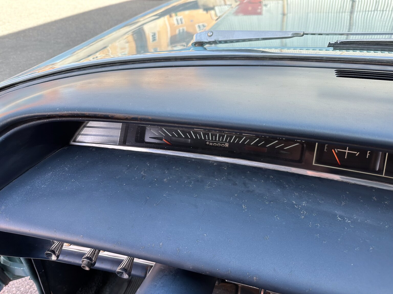 Innenraumfoto von 1963 Chevrolet Impala Sedan (16)