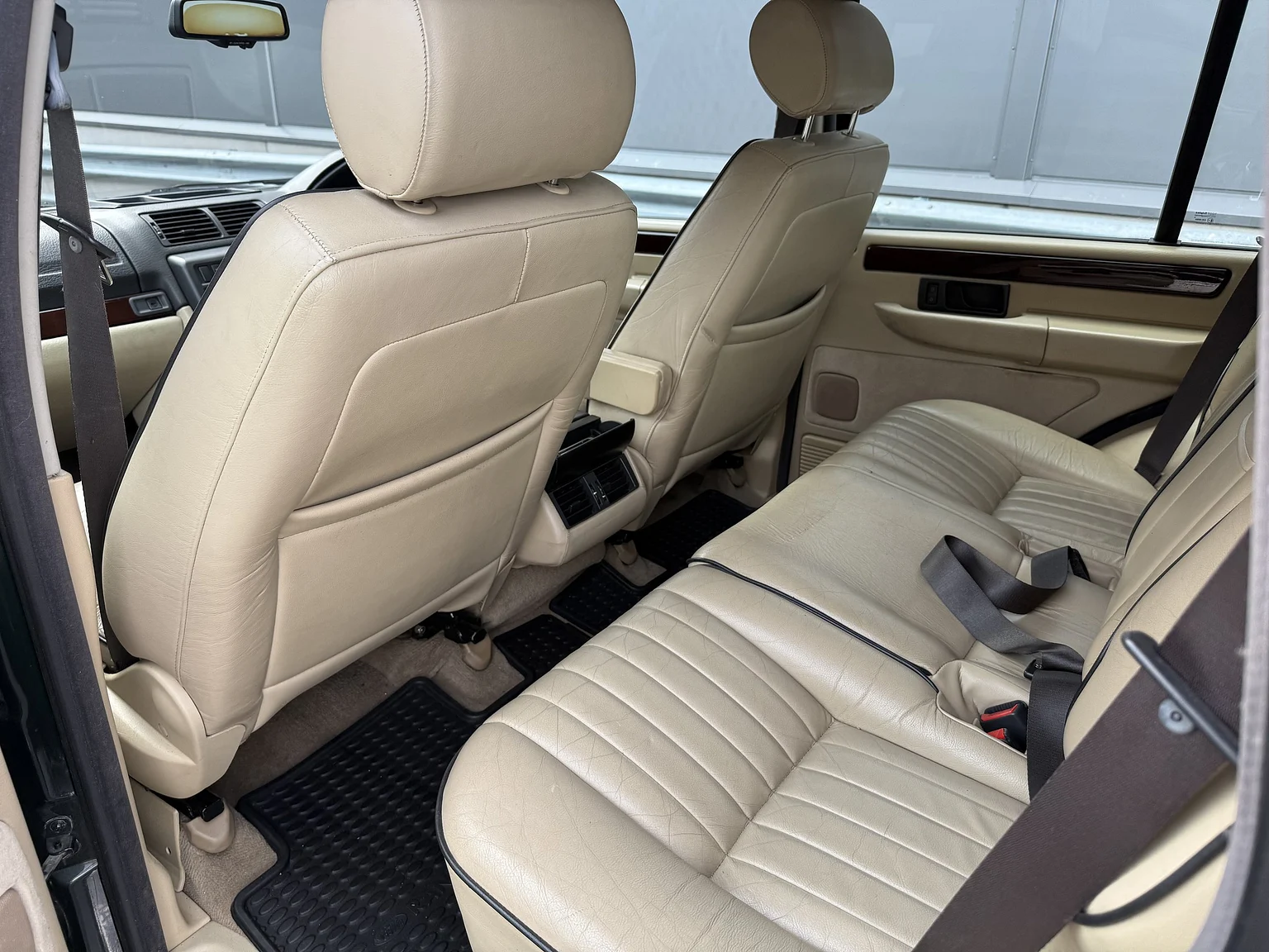 Interior image of 1998 Land Rover Range Rover P38 (36)