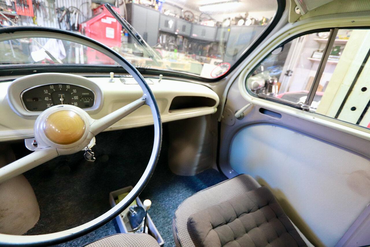 Interior image of 1959 Renault 4CV
