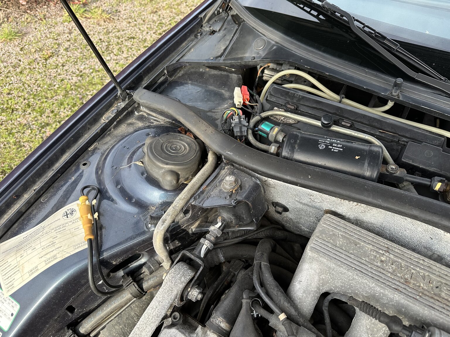 Image of 1994 Alfa Romeo 164 mechanics