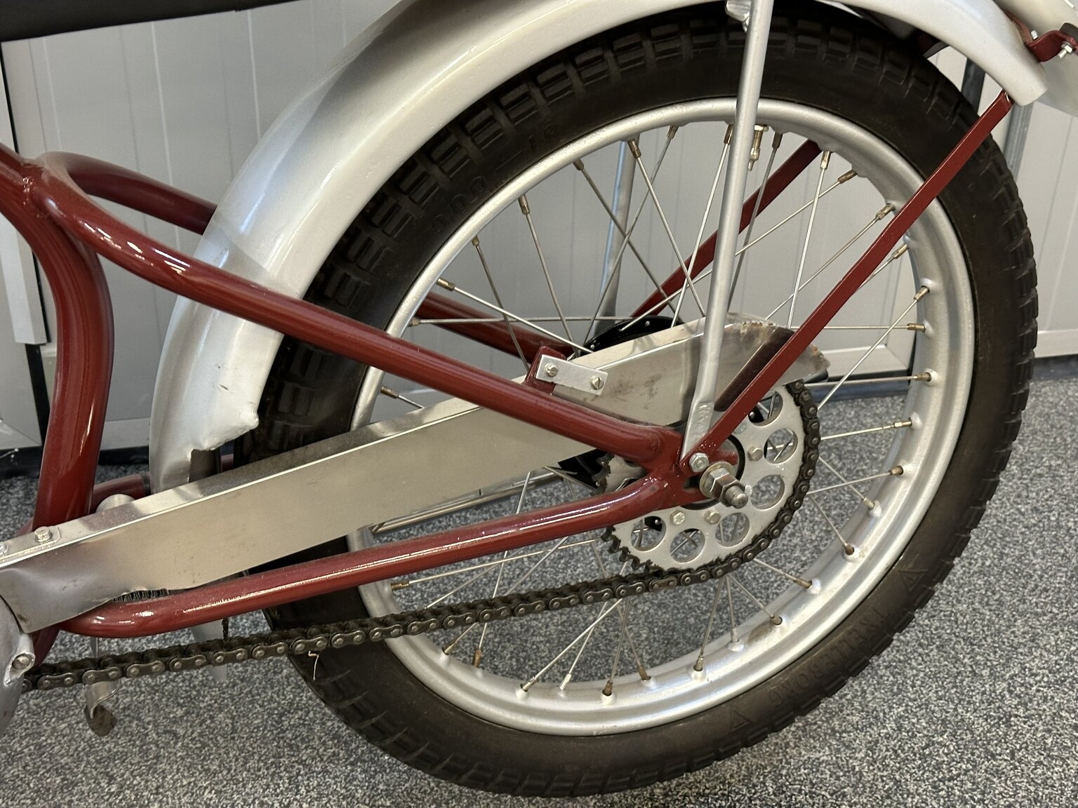 Exterior image of 1950 NV 125