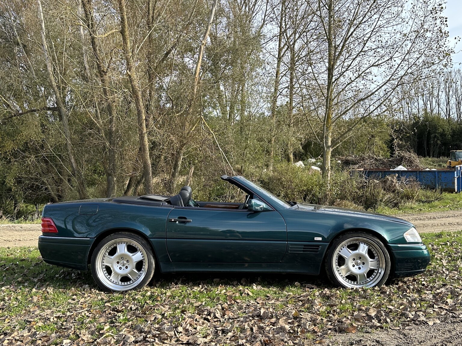 Exteriörbild på 1995 Mercedes-Benz SL 500 (5)