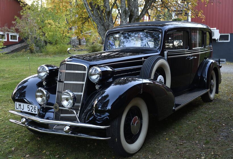 1934 CADILLAC 355 D IMPERIAL 