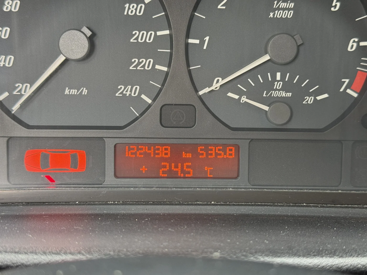 Interiörbild 2005 BMW 320Ci (13)