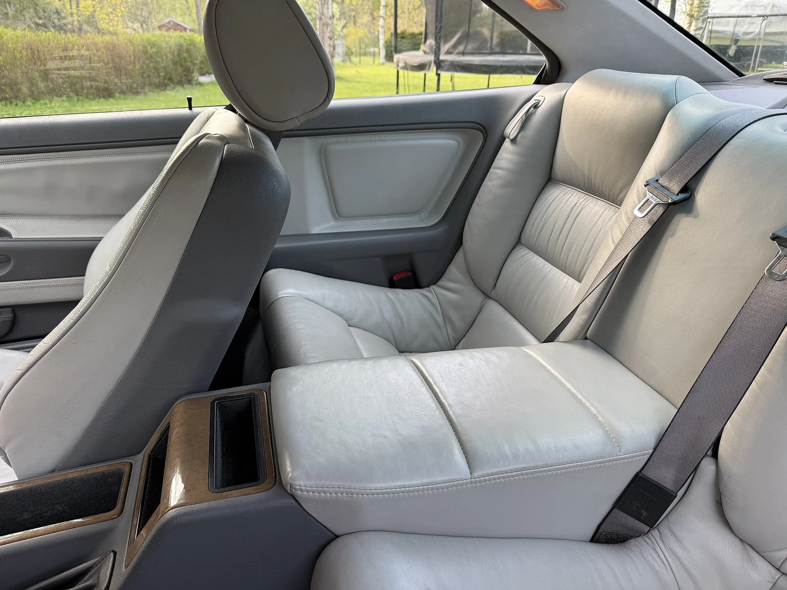 Innenraumfoto von 1994 BMW 840Ci (27)