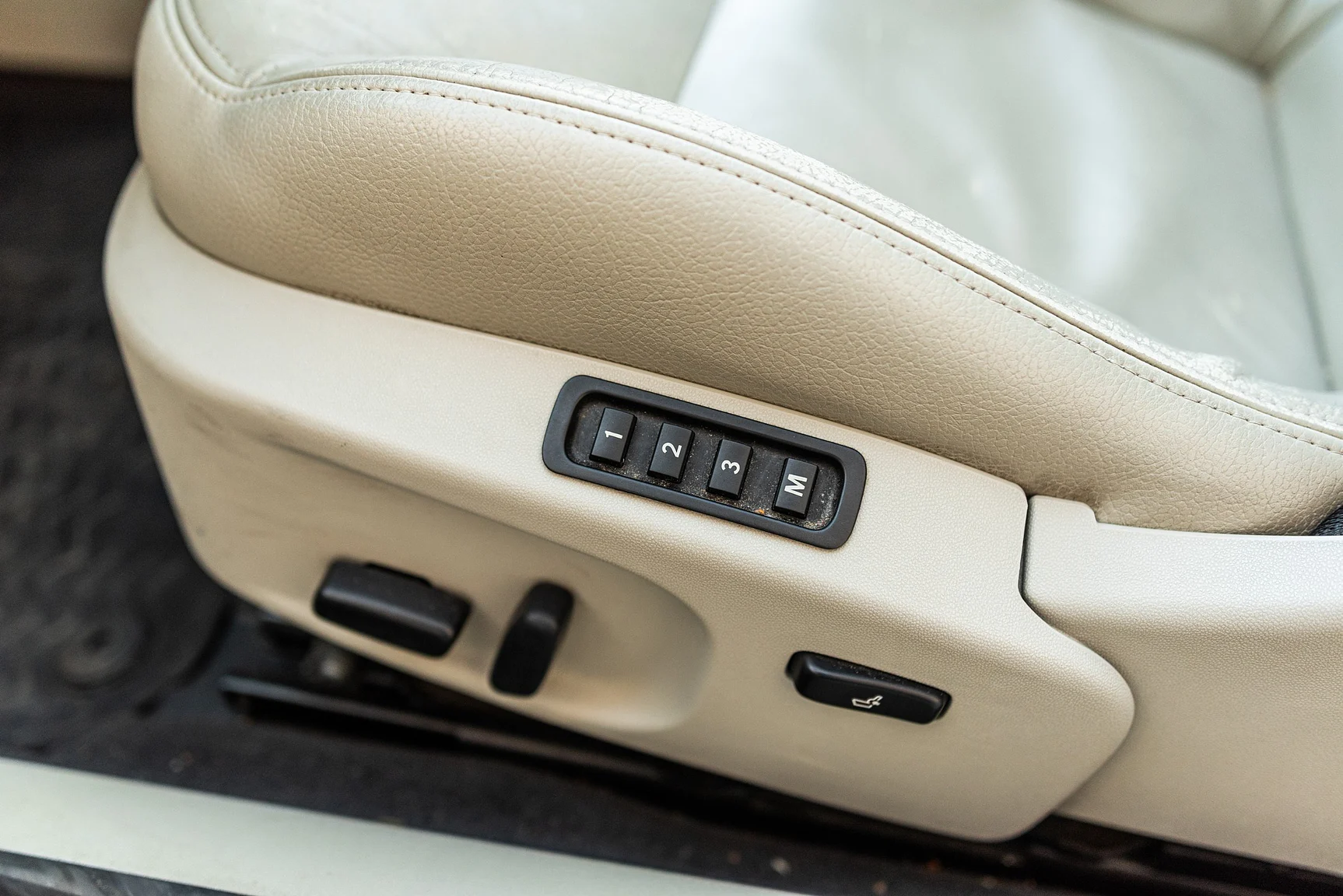 Innenraumfoto von 2008 SAAB 9-3 Vector 2.0T Cabriolet (55)