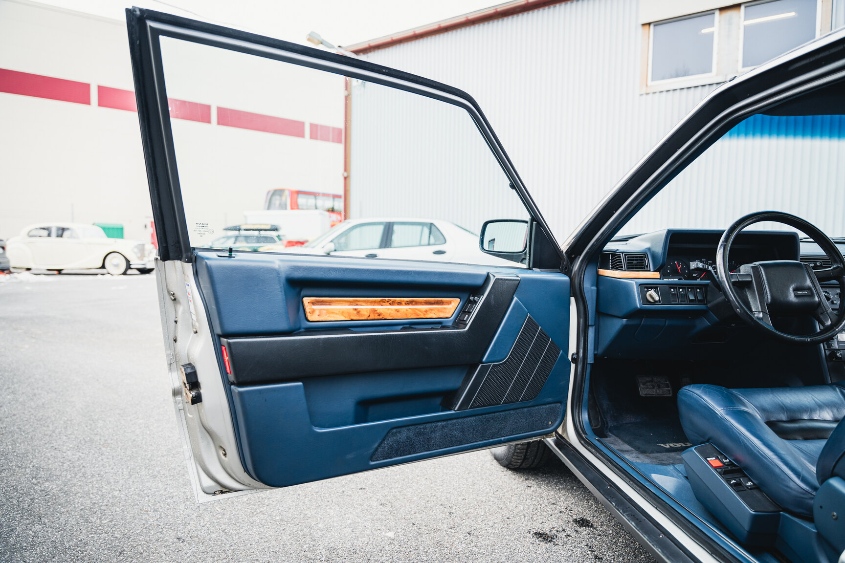 Innenraumfoto von 1988 Volvo 780 Bertone Coupé