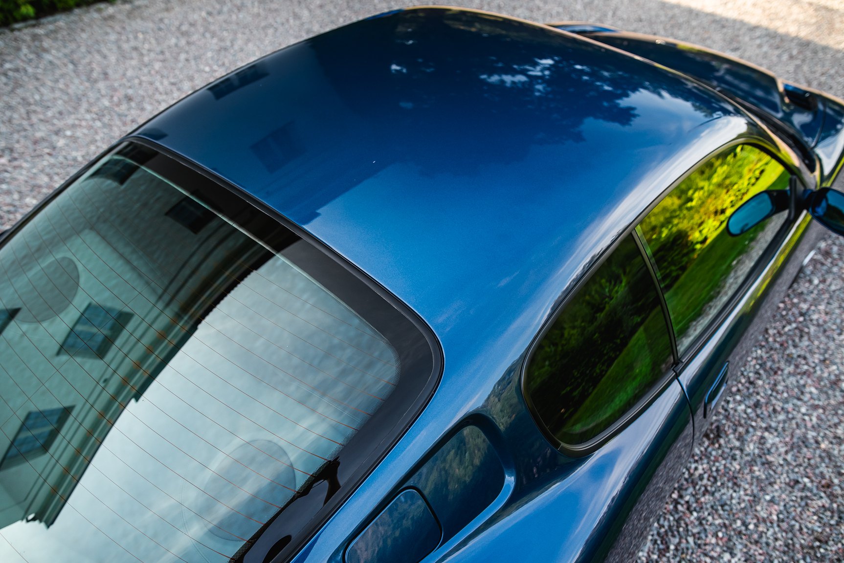 Exterior image of 2000 Maserati 3200 GT