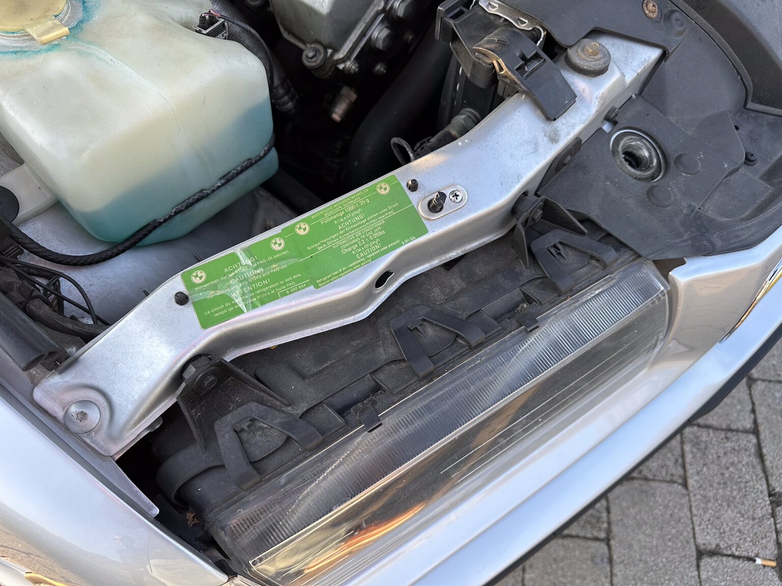 1993 BMW 325i Convertible, Mekanik